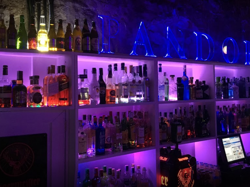 Pandora Elegance Club - 1