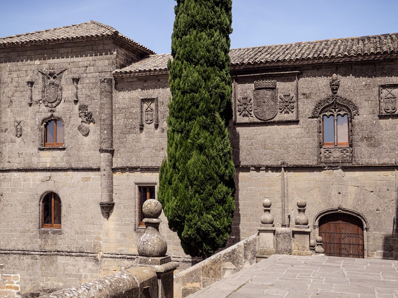 Hautes maisons consistoriales - 1