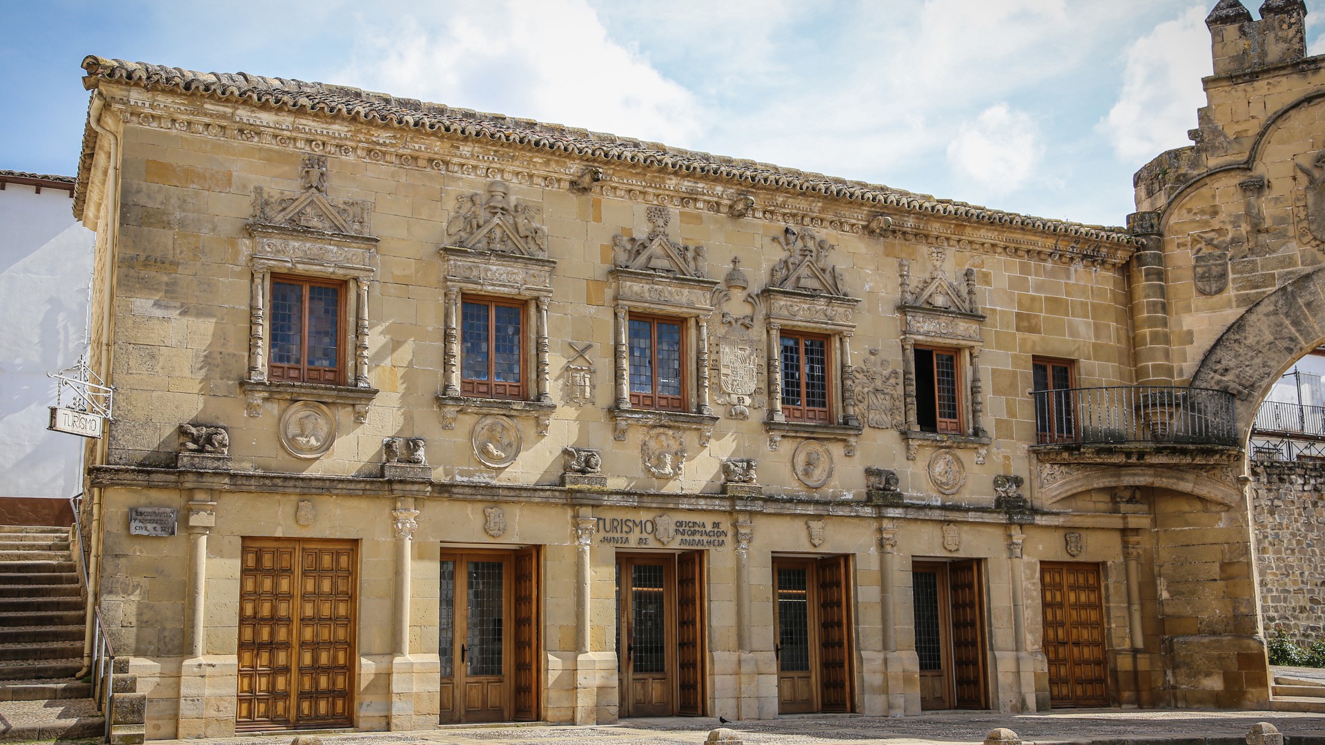 Antigua Audiencia Civil / Oficina de Turismo