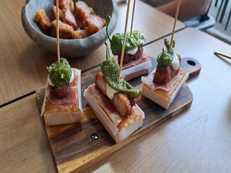 Mama Juana Ambiente Gastronómico Andaluz - 1